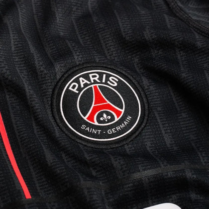 PARIS SAINT-GERMAIN QUATRIÈME MAILLOT 2025/26